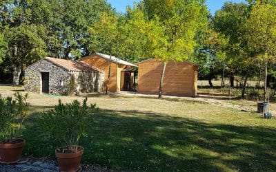 Vous souhaitez agrandir votre maison ou tout simplement rajouter une extension en bois ?